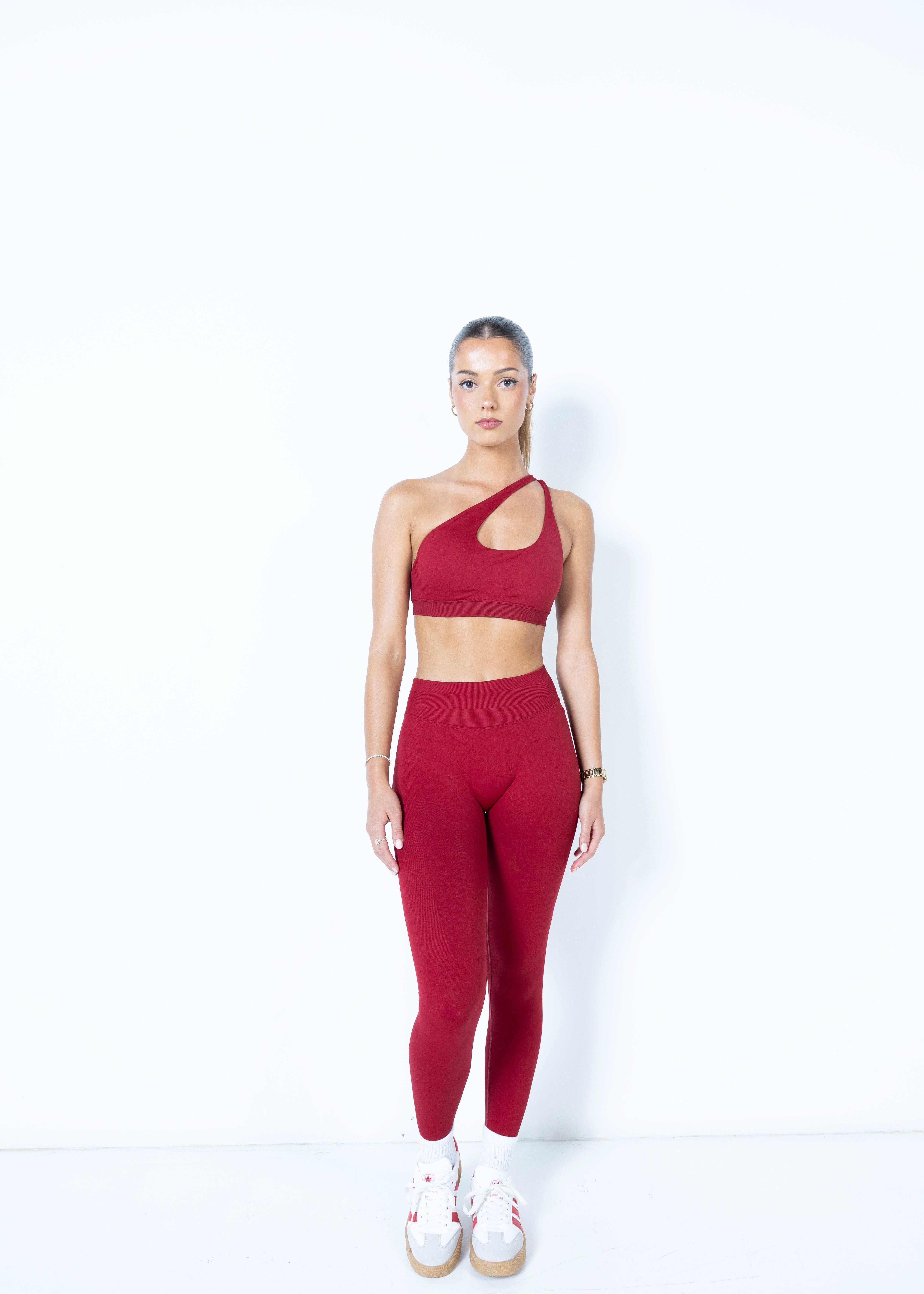 THE INTEGER. ACTIVE LEGGINGS